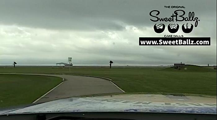 Weather Moving Into Crystal Beach Texas But Rain Just Now Starting To Show.