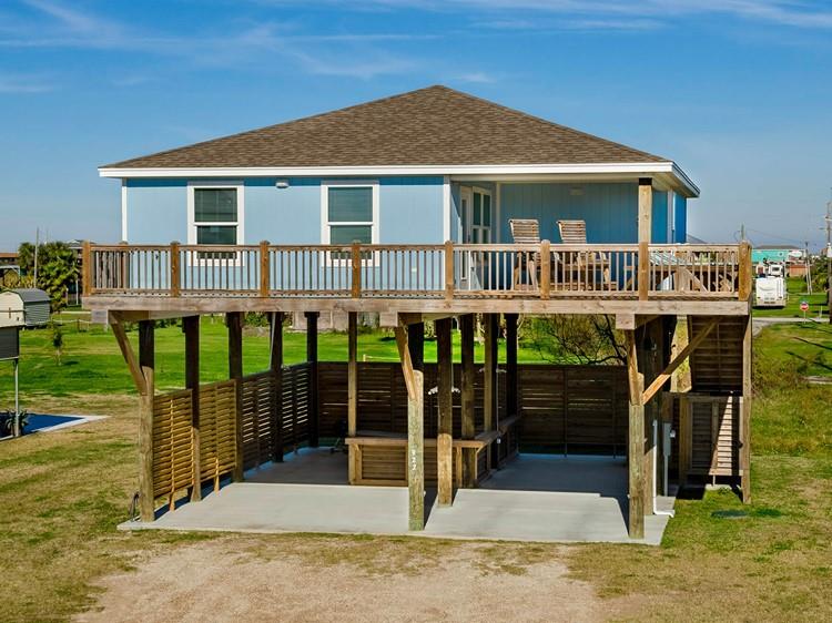 Blue Wave Vacation Rentals